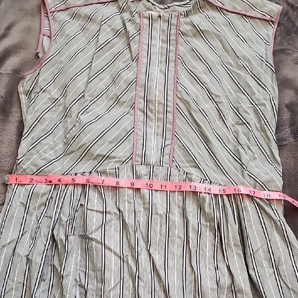 Aknvas Cream Pleated Sleeveless Sundress‎ - Picture 3 of 5